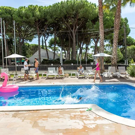 Aparthotel Palmeras Castelldefels