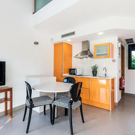 Palmeras Ξενοδοχείο με διαμερίσματα Castelldefels