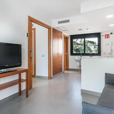 Ξενοδοχείο με διαμερίσματα Palmeras Castelldefels